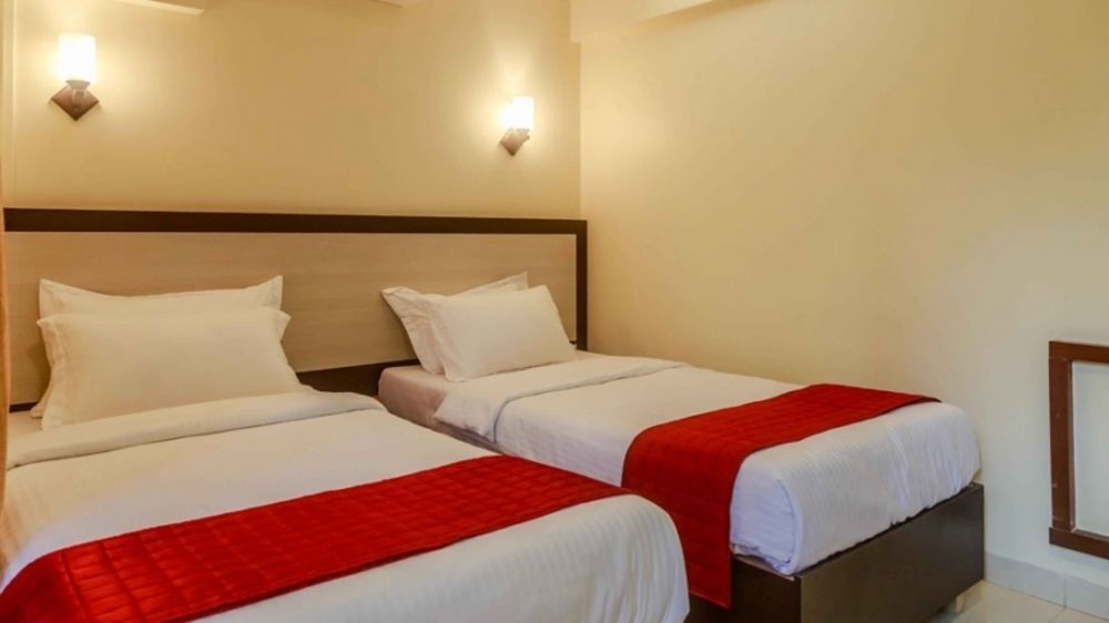 Oyo 2026 Hotel Aishwarya Residency Navi Mumbai Exterior photo