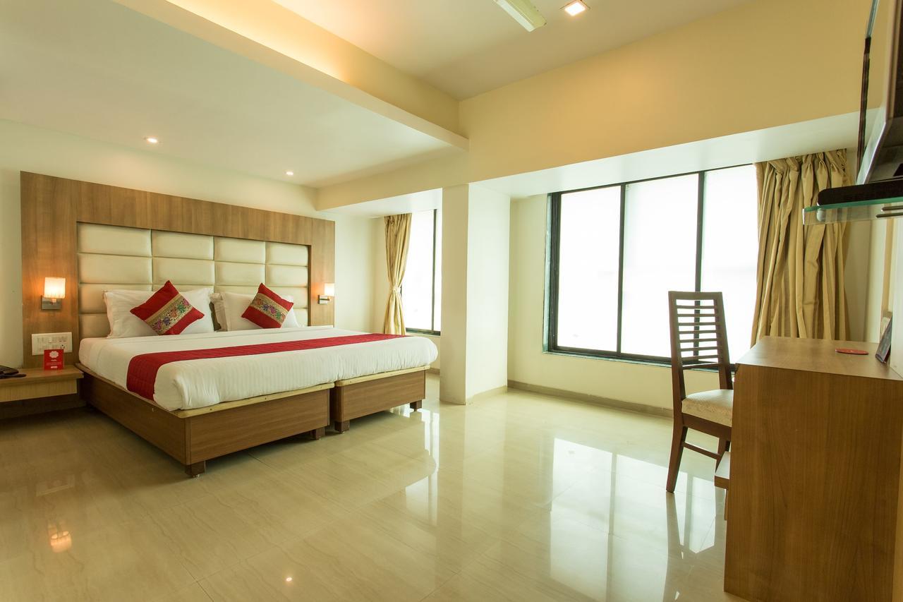 Oyo 2026 Hotel Aishwarya Residency Navi Mumbai Exterior photo