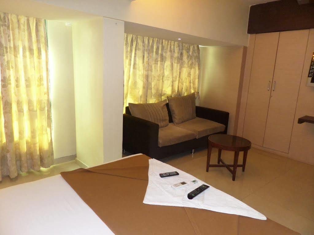 Oyo 2026 Hotel Aishwarya Residency Navi Mumbai Exterior photo